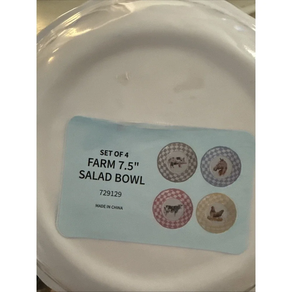 On The Farm Adorable Cereal Bowls Melamine Set Of 4 Pig Horse Cow Hen NEW